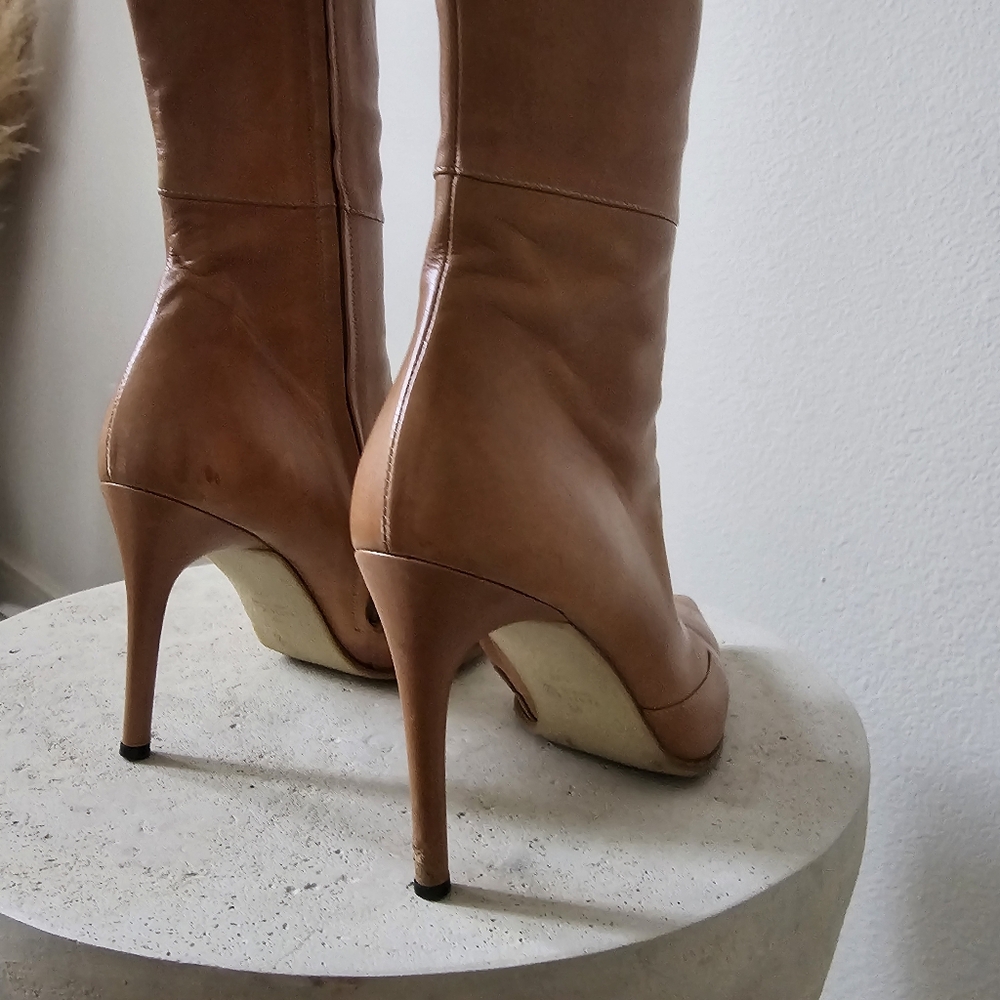 Gucci leather knee high boots - Picture 7 of 16